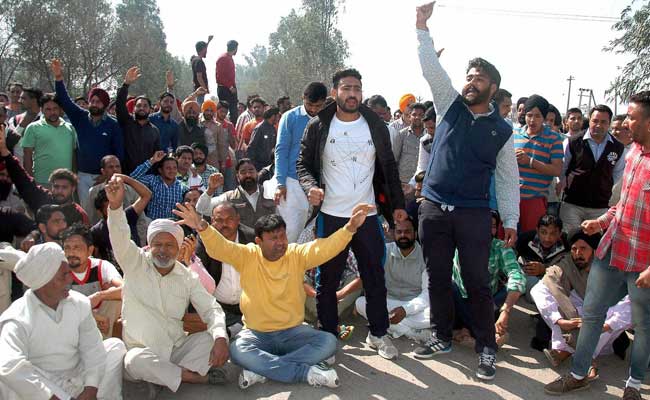 haryanakhapleaderspostponejatquotaagitation